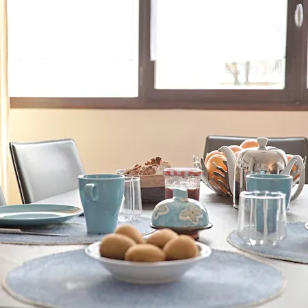 Elegant Near Buttes Chaumont - Welkeys Apartamento
